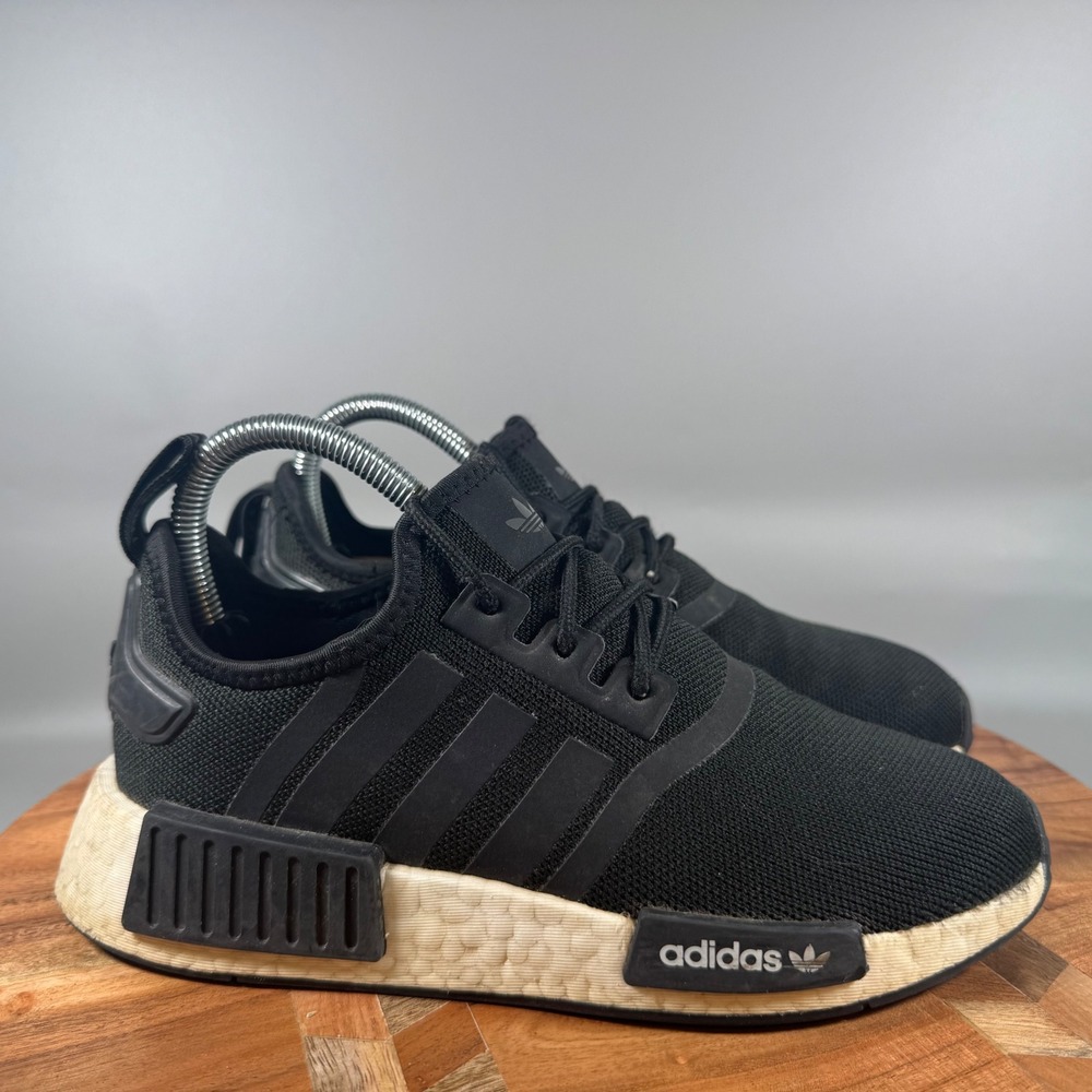 Adidas NMD_R1 Womens 6 Youth 4.5 Black Knit Casual Running Shoes‎ Sneakers